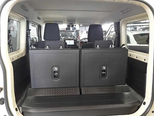 SUZUKI JIMNY SIERRA 2023